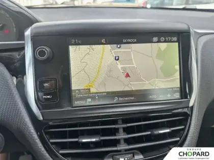 Photo 11 Peugeot 2008  1.2 PureTech 110ch S&S BVM5