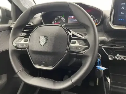 Photo 31 Peugeot 208  100 S&S BVM6