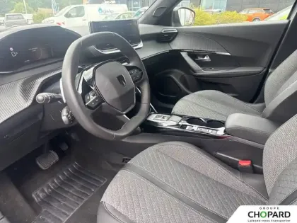 Photo 8 Peugeot 2008  Hybrid 145 e-DCS6
