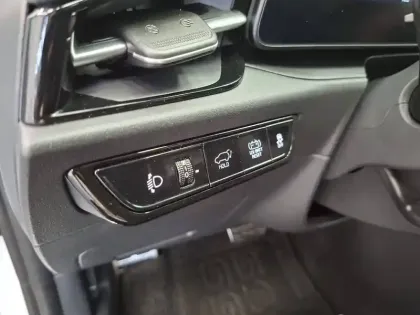 Photo 34 Kia Niro  1.6 GDi 129 ch HEV DCT6