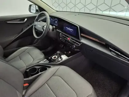 Photo 27 Kia Niro  1.6 GDi 129 ch HEV DCT6