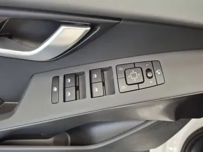 Photo 33 Kia Niro  1.6 GDi 129 ch HEV DCT6