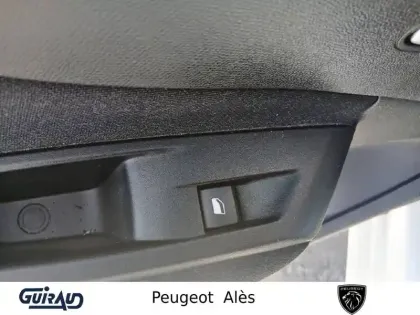 Photo 13 Peugeot 308  BlueHDi 130ch S&S EAT8