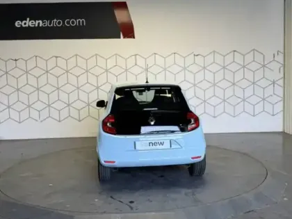 Photo 24 Renault Twingo  III E-Tech