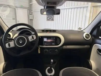 Photo 9 Renault Twingo  III E-Tech
