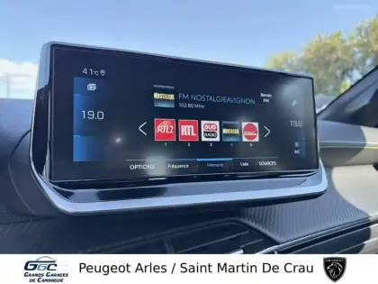 Photo 17 Peugeot 208  PureTech 100 S&S BVM6