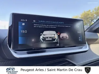 Photo 21 Peugeot 208  PureTech 100 S&S BVM6