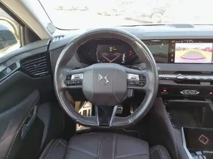 Photo 8 DS DS 4  Hybride E-Tense 225 EAT8