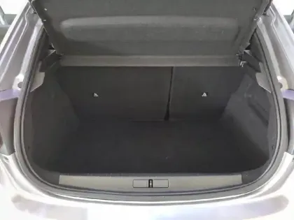 Photo 5 Peugeot 208  Electrique 50 kWh 136ch