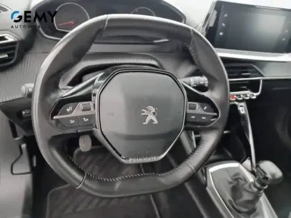 Photo 12 Peugeot 2008  BlueHDi 110 S&S BVM6