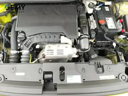Photo 11 Peugeot 208  PureTech 100 S&S BVM6