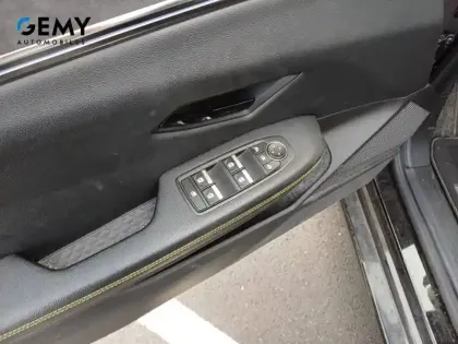 Photo 13 Renault Megane  E-Tech EV60 220 ch optimum charge