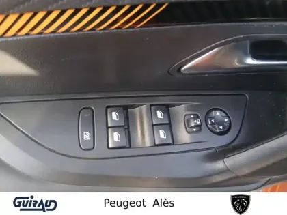 Photo 12 Peugeot 2008  BlueHDi 110 S&S BVM6