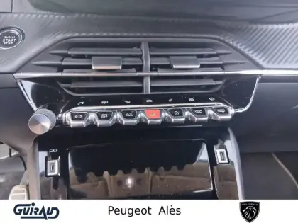 Photo 21 Peugeot 2008  BlueHDi 110 S&S BVM6