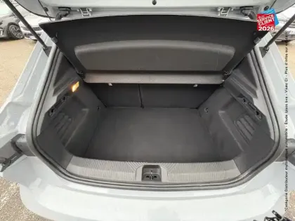 Photo 13 Renault Clio  1.8 E-Tech 160ch full hybrid Techno