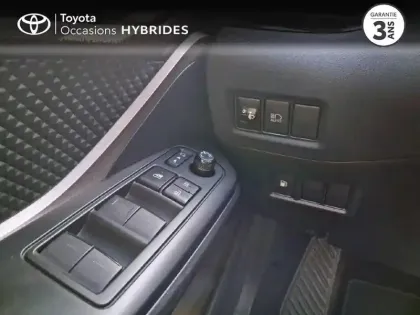 Photo 13 Toyota C-HR  1.8 Hybride 122ch Dynamic Ultimate E-CVT
