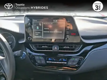 Photo 14 Toyota C-HR  1.8 Hybride 122ch Dynamic Ultimate E-CVT