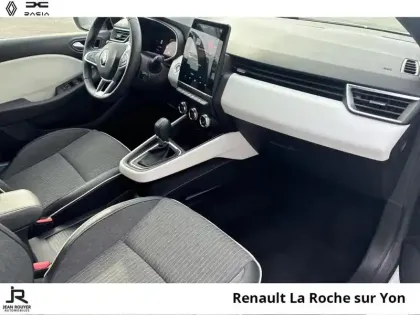 Photo 14 Renault Clio  1.6 E-Tech hybride 145ch Techno