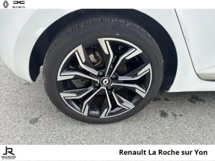 Photo 7 Renault Clio  1.6 E-Tech hybride 145ch Techno
