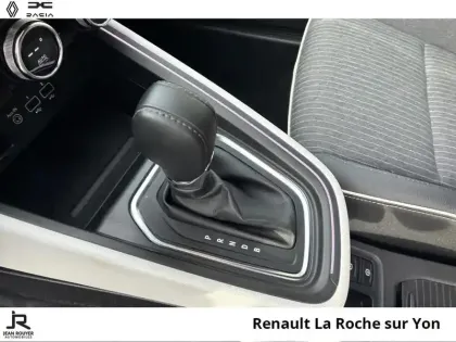 Photo 5 Renault Clio  1.6 E-Tech hybride 145ch Techno