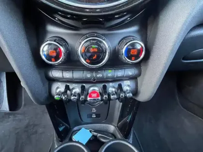 Photo 11 Mini Mini  Cooper 136ch Edition Premium Plus BVA7