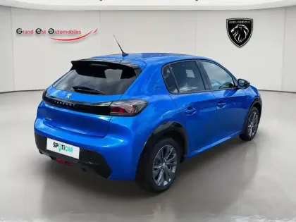 Photo 5 Peugeot 208  e- 136ch Style