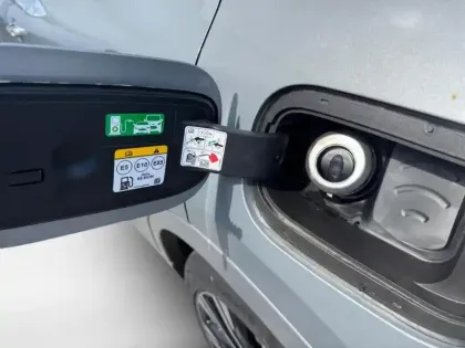 Photo 27 Ford Kuga  2.5 Duratec 180ch Hybrid FlexiFuel ST-Line X Powershift