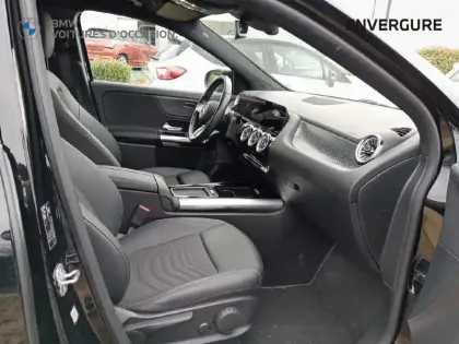 Photo 8 Mercedes GLA  180 d 116ch Progressive Line 8G-DCT