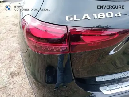 Photo 10 Mercedes GLA  180 d 116ch Progressive Line 8G-DCT