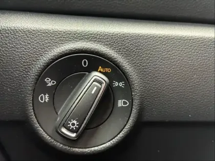 Photo 11 Volkswagen T-roc  1.5 TSI EVO 150ch Style Exclusive DSG7