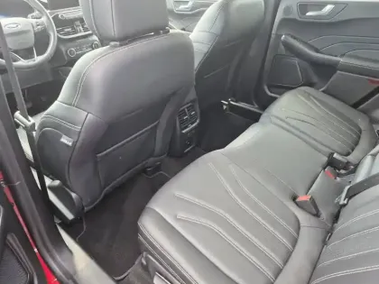 Photo 9 Ford Kuga  2.5 Duratec 190ch FHEV E85 Vignale BVA