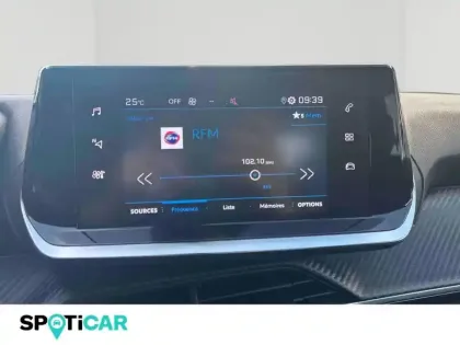 Photo 12 Peugeot 2008  1.2 PureTech 100ch S&S Style