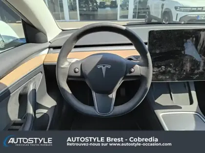 Photo 9 Tesla Model 3  Standard RWD Plus MY22