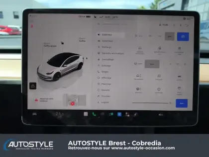 Photo 12 Tesla Model 3  Standard RWD Plus MY22