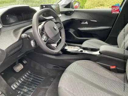 Photo 29 Peugeot 208  1.2 Hybrid 110ch Allure e-DCS6