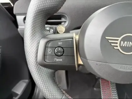 Photo 5 Mini Cooper  3 Portes S 204ch JCW DKG7
