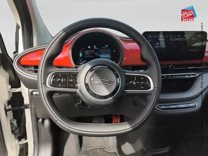 Photo 11 Fiat 500  3+1 e 95ch 23,8kWh Pop