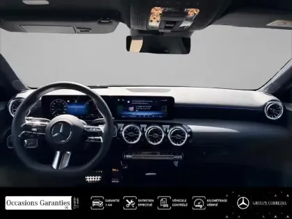 Photo 5 Mercedes Classe A  250 e hybride rechargeable 218ch AMG Line 8G-DCT