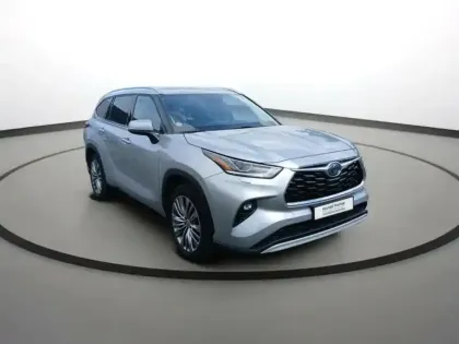 Photo 7 Toyota Highlander  2.5 Hybrid 248ch Design Business AWD-I MY22