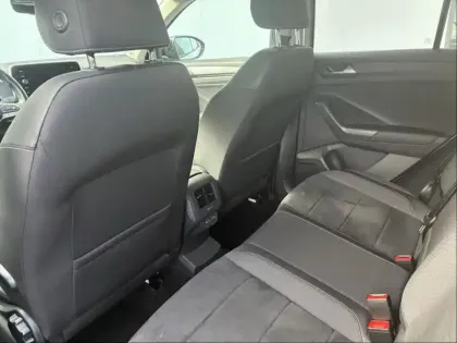 Photo 7 Volkswagen T-roc  1.5 TSI EVO 150ch Style DSG7