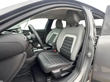 Photo 8 Citroën C4  X 1.2 Hybride 145ch MAX e-DCS6