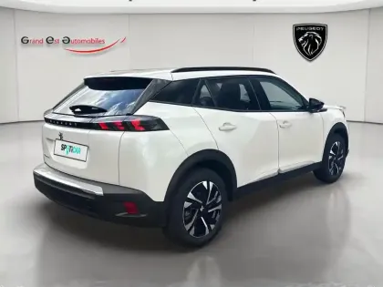 Photo 6 Peugeot 2008  e- 136ch Allure