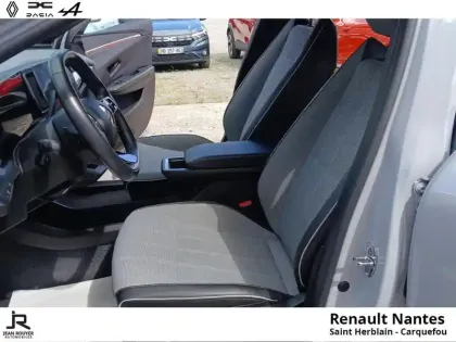 Photo 10 Renault Megane  E-Tech Electric EV60 220ch Techno super charge