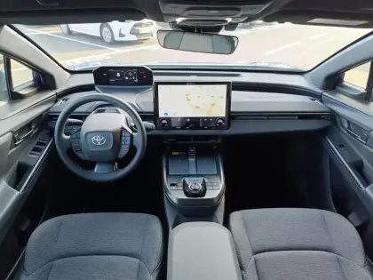 Photo 12 Toyota Bz4x  Touring 224ch 11kW Grande Autonomie Design MY26