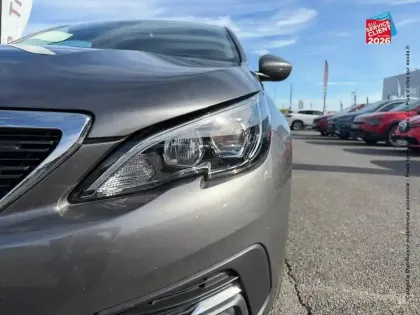 Photo 12 Peugeot 308  1.5 BlueHDi 100ch E6.c S&S Style
