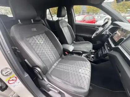Photo 10 Volkswagen T-cross  1.0 TSI 116ch R-Line Edition DSG7