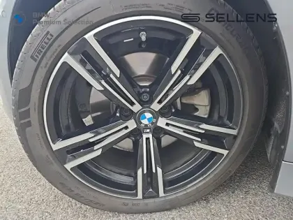 Photo 9 BMW Serie 3 Série 3 330eA 292ch M Sport