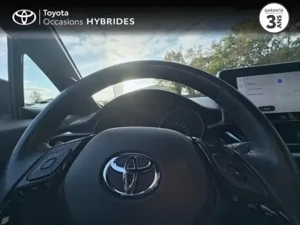 Photo 12 Toyota C-HR  1.8 Hybride 122ch Collection E-CVT