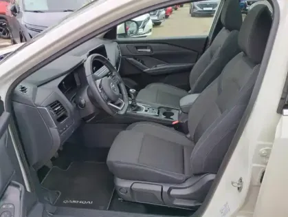 Photo 8 Nissan Qashqai Mild Hybrid 140 ch N-Style 5p
