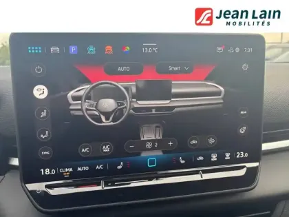 Photo 13 Volkswagen T-roc  1.5 eTSI EVO2 Hybrid 150 ch DSG7